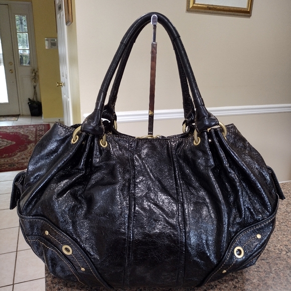 Juicy Couture Leather Black Shoulder Bag - Picture 4 of 17